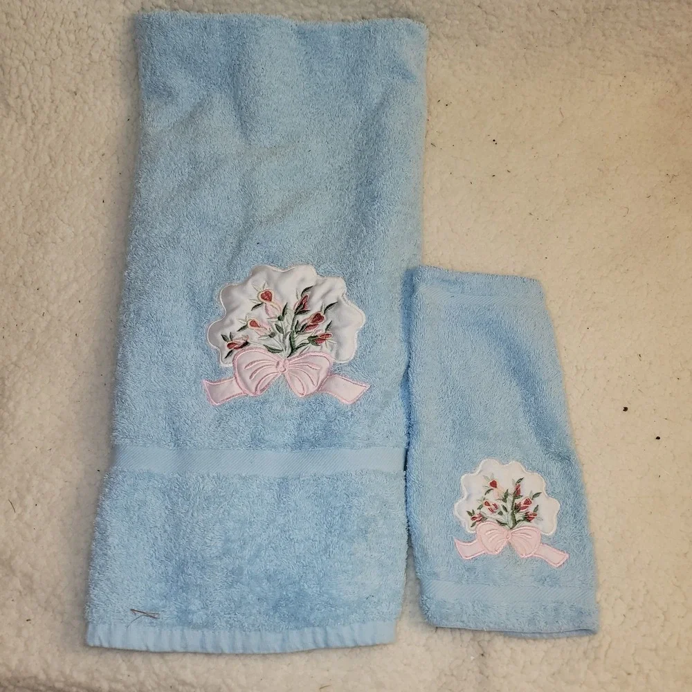 Vintage Blue Bath Towel &‎ Washcloth Set Embroidered Floral Bow 100% Cotton